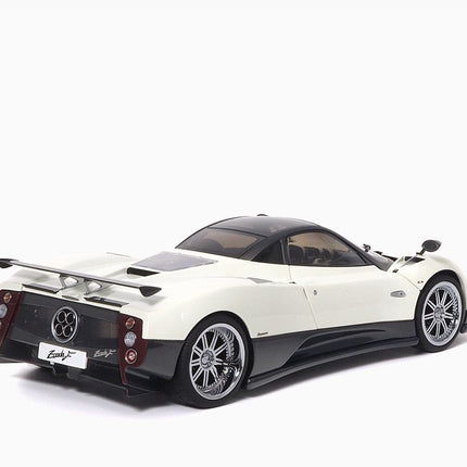 https://www.mydiecastcars.com/wp-content/uploads/2024/03/pagani-zonda-f-white-2.jpg