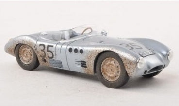 1:18 scale vintage silver diecast race car model with number 35, realistic weathered details