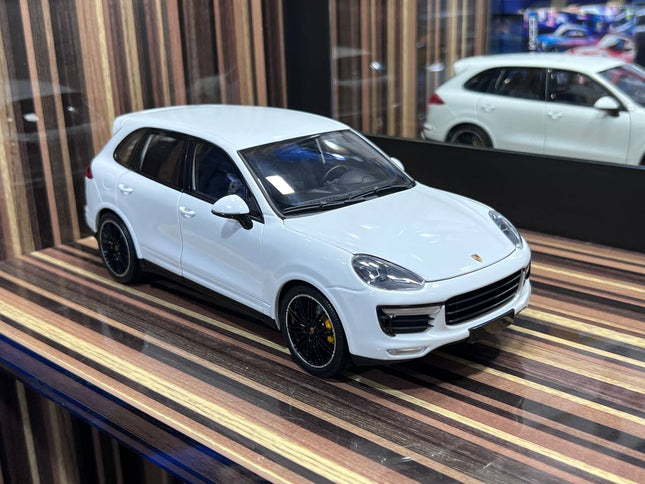 Minichamps 1/18 Porsche Cayenne White Diecast Model Car - detailed collector display model