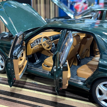 Minichamps 1:18 Bentley Arnage T Green Diecast Model Car - collectible scale model car