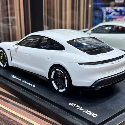 Minichamps Porsche Taycan 1:18 Resin Diecast Model Car White - fine detailed model replica