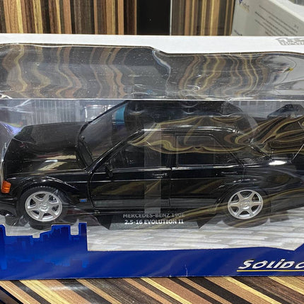 Solido 1:18 Mercedes-Benz 190E Resin Model Car Black - detailed collector display model