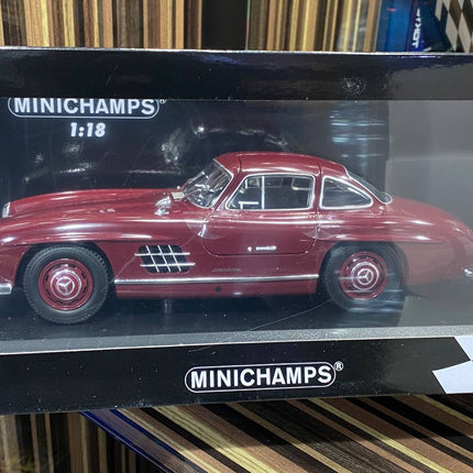 Minichamps Mercedes-Benz 300 SL 1955 1:18 Brown Diecast Model Car - detailed collector display model
