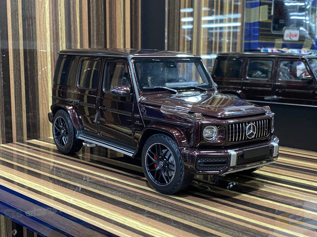Minichamps 1:18 Mercedes-Benz AMG G63 2018 Brown Diecast Model Car - detailed collector display model