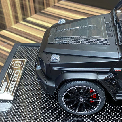 MotorHelix 1/18 Resin Mercedes-Benz Brabus 800 Black & Carbon - fine detailed model replica