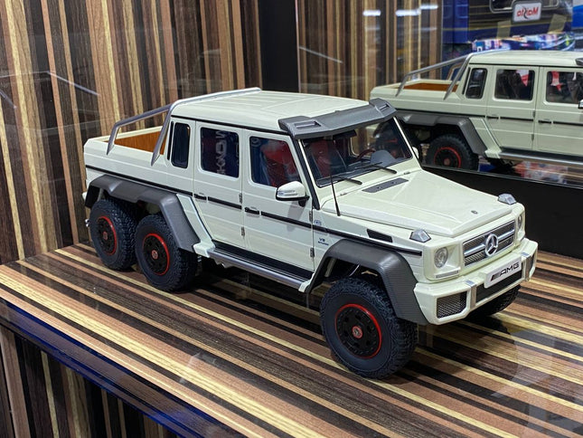 AutoArt Mercedes-Benz G-63 AMG 6x6 White 1:18 Diecast Model Car - detailed collector display model