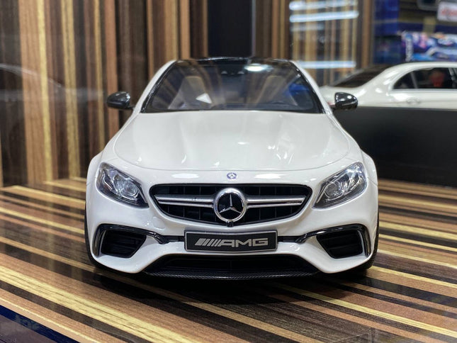 GT Spirit 1:18 Mercedes-Benz AMG E63 S White Resin Diecast Model Car - studio product photo of the scale model