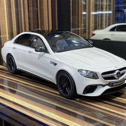 GT Spirit 1:18 Mercedes-Benz AMG E63 S White Resin Diecast Model Car - detailed collector display model