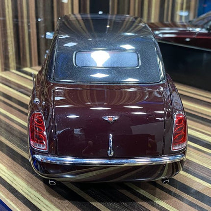 Minichamps 1/18 Bentley State Limousine Maroon Diecast Model - collectible scale model car