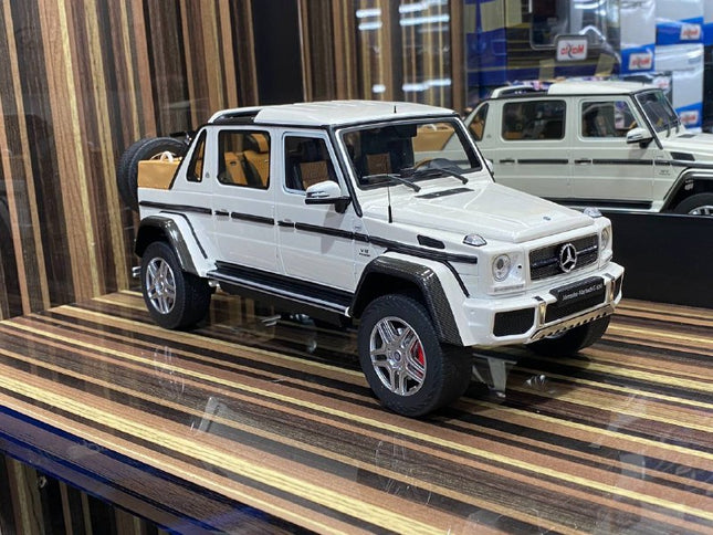 GT Spirit 1:18 Mercedes-Maybach G650 Landaulet White Resin Model Car - detailed collector display model