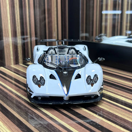 LCD Model Pagani Zonda HP White 1:18 Diecast Model Car - studio product photo of the scale model