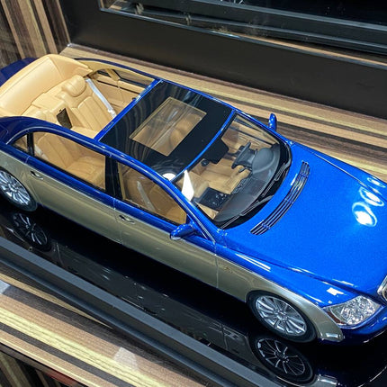 MotorHelix 1:18 Mercedes-Maybach 62S Landaulet Resin Model Blue Silver - fine detailed model replica