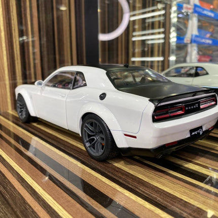 Solido 1/18 Dodge Challenger SRT Hellcat Redeye White Diecast Model - studio product photo of the scale model