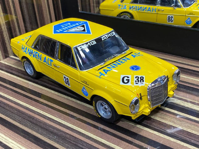 Minichamps 1/18 Mercedes-Benz 300SEL 1971 Yellow Diecast Model - studio product photo of the scale model
