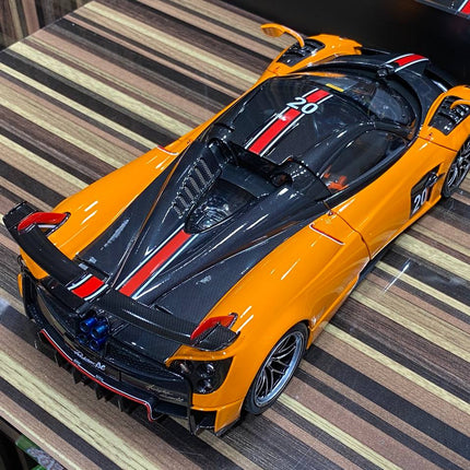 LCD Model Pagani Huayra Roadster Orange 1:18 Diecast Model Car - collectible scale model car