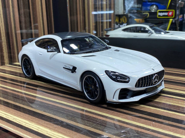 Minichamps 1:18 Resin Mercedes-Benz AMG GTR White - detailed collector display model