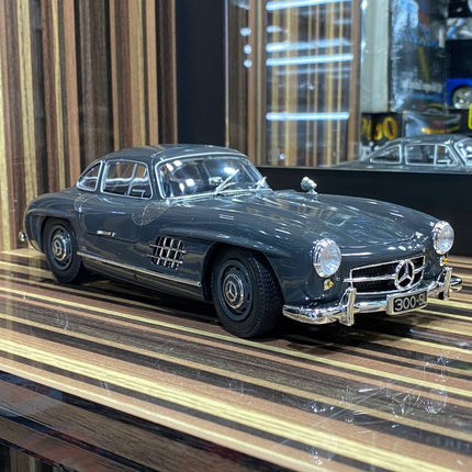 Minichamps 1:18 Mercedes-Benz 300SL Coupe Grey Diecast Model Car - detailed collector display model