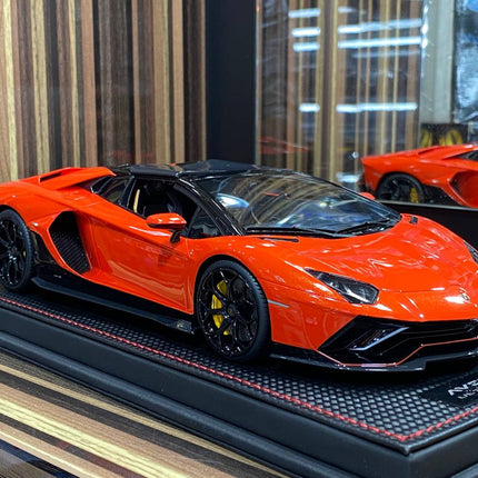 MR Lamborghini Aventador Ultimae Road 1:18 Resin Red Limited Edition Diecast Model Car - detailed collector display model