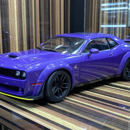 Solido 1/18 Dodge Challenger R/T SCAT Pack Widebody Purple Diecast - scale model for display