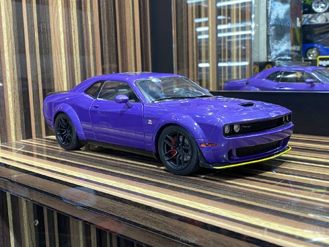 Solido 1/18 Dodge Challenger R/T SCAT Pack Widebody Purple Diecast - detailed collector display model