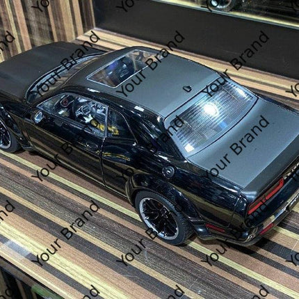 Solido 1:18 Diecast Dodge Challenger SRT Hellcat Black Model Car - scale model for display