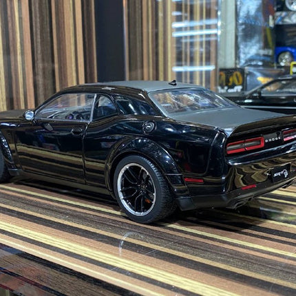 Solido 1:18 Diecast Dodge Challenger SRT Hellcat Black Model Car - detailed die-cast style model