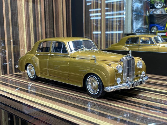 Minichamps 1/18 Bentley S2 1960 Gold Diecast Model Car - detailed collector display model