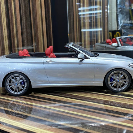 GT Spirit BMW M235i Cabrio 1:18 Resin Model Silver - scale model collectible piece