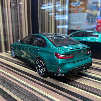Minichamps BMW M3 2020 1:18 Green Diecast Model Car - scale model for display
