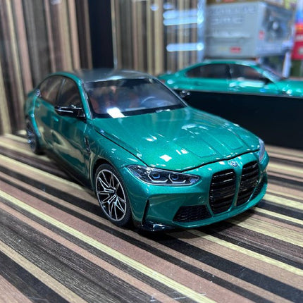 Minichamps BMW M3 2020 1:18 Green Diecast Model Car - detailed collector display model