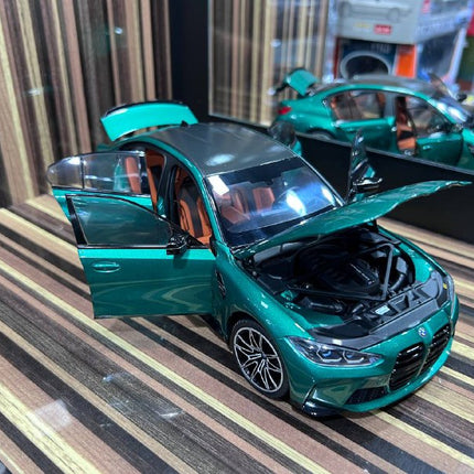 Minichamps BMW M3 2020 1:18 Green Diecast Model Car - collector edition scale model