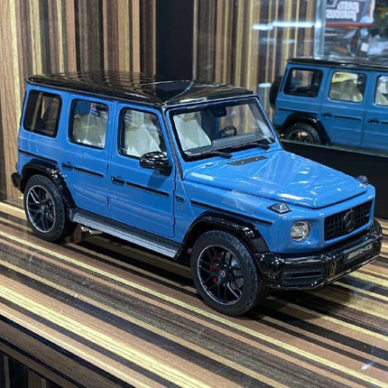 Minichamps 1/18 Mercedes-Benz G 63 AMG Blue Diecast Model Car - detailed collector display model