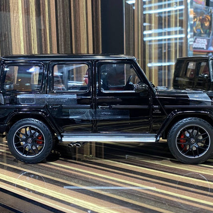 Minichamps Mercedes-Benz G 63 AMG 1:18 Diecast Model Car Black - collectible scale model car
