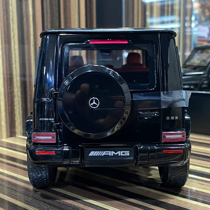Minichamps Mercedes-Benz G 63 AMG 1:18 Diecast Model Car Black - premium collector scale model