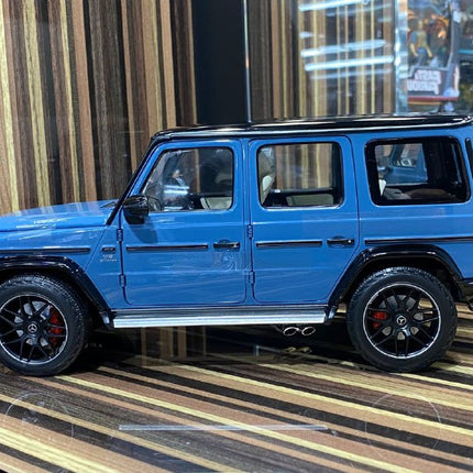 Minichamps 1/18 Mercedes-Benz G 63 AMG Blue Diecast Model Car - detailed die-cast style model