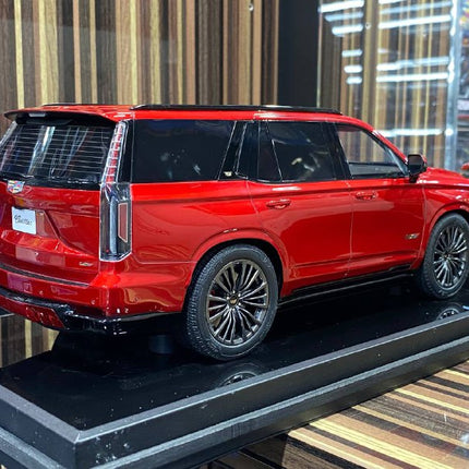 MotorHelix 1/18 Resin Cadillac Escalade V Red Model Car - premium collector scale model