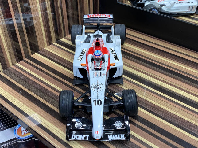 Minichamps 1/18 Honda 3000 B.A.R. Formula 1 White Diecast Model - studio product photo of the scale model