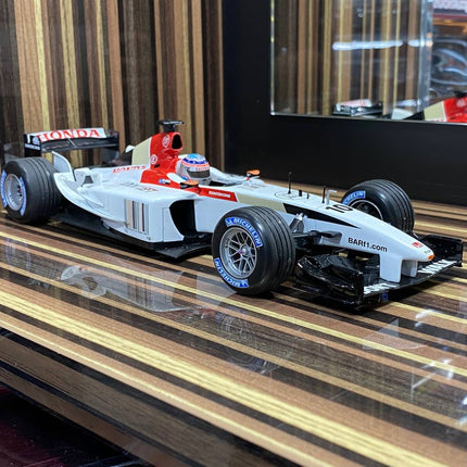Minichamps 1/18 Honda 3000 B.A.R. Formula 1 White Diecast Model - detailed collector display model