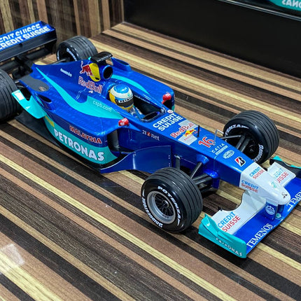 Minichamps Red Bull Sauber Petronas C20 N. Heidfeld Formula 1 1:18 Diecast Model Blue - collector edition scale model