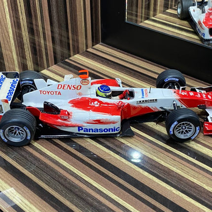 Minichamps Panasonic Toyota Racing TF104 C. Da Matta Formula 1 1:18 Diecast Model Car - detailed die-cast style model