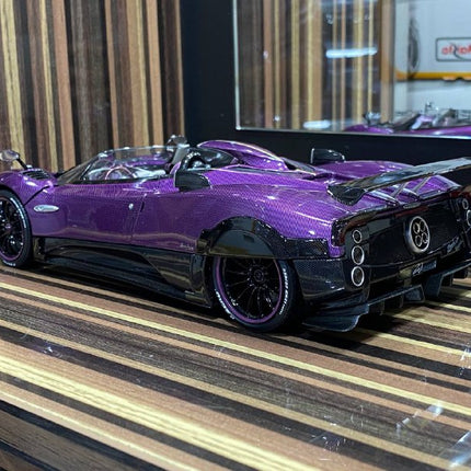 LCD Model Pagani Zonda HP Barchetta Purple 1:18 Diecast Model Car - scale model for display