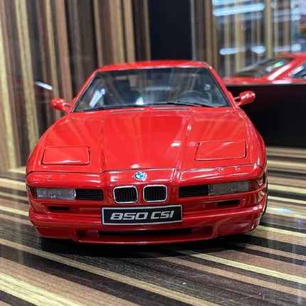 Solido 1:18 Diecast BMW 850 CSI E31 Red Model Car - studio product photo of the scale model