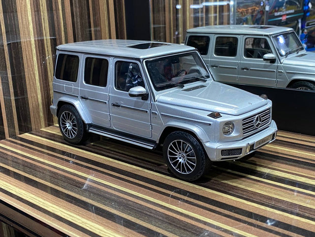 Minichamps 1/18 Mercedes-Benz G-Class 2018 Silver Diecast Model Car - detailed collector display model