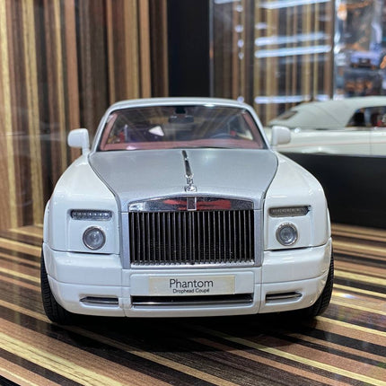 Kyosho Rolls-Royce Phantom Drophead Coupe White 1:18 Diecast Model Car - hand-finished display model