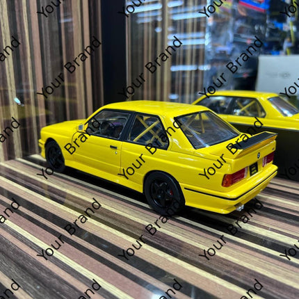 Solido BMW M3 E30 1:18 Diecast Model Car Yellow - fine detailed model replica