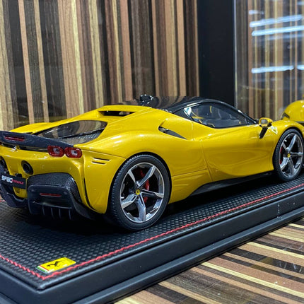 MR 1:18 Ferrari SF90 Stradale Giallo Montecarlo Resin Model - collector edition scale model