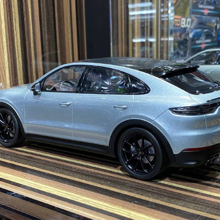 Minichamps Porsche Cayenne 1:18 Silver Diecast Model Car - detailed die-cast style model