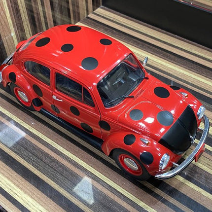 1/18 Diecast Volkswagen Beetle Kafer 1303 "Marienkafer" Red Solido Model Car - scale model for display