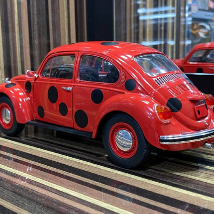 1/18 Diecast Volkswagen Beetle Kafer 1303 "Marienkafer" Red Solido Model Car - fine detailed model replica