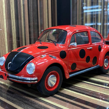 1/18 Diecast Volkswagen Beetle Kafer 1303 "Marienkafer" Red Solido Model Car - detailed die-cast style model